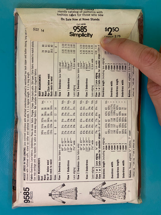 ***VINTAGE "GUNNE SAX FOR SIMPLICITY" LACE DRESS SEWING PATTERN