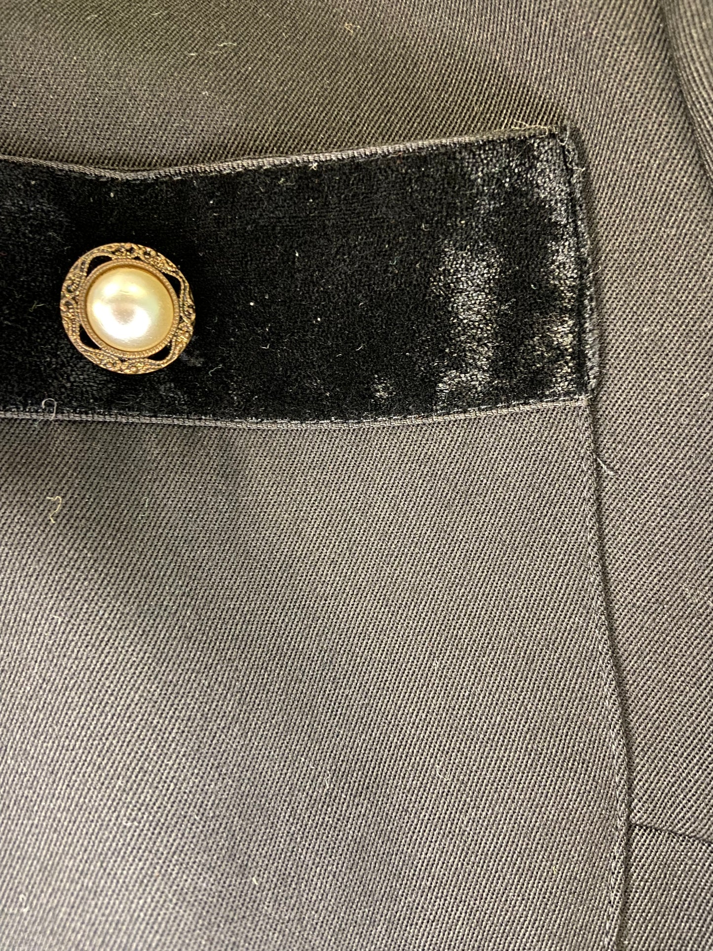 VINTAGE "GENEVIEVE COLLECTION" TAILORED %100 WOOL SUIT DRESS