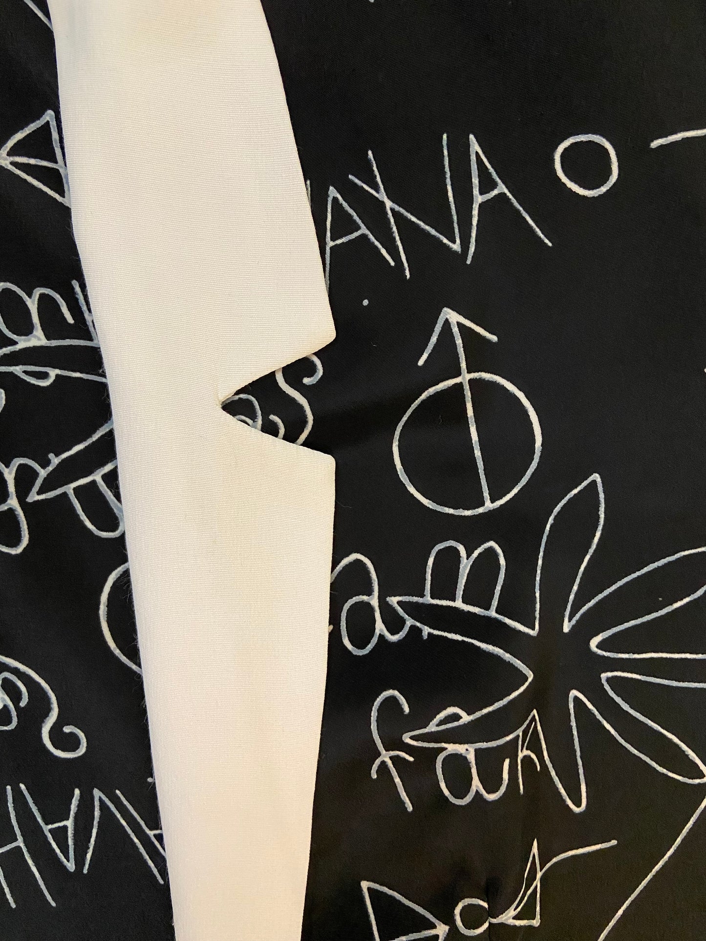 VINTAGE "CHATCAREL" CROP BLACK AND WHITE BLAZER