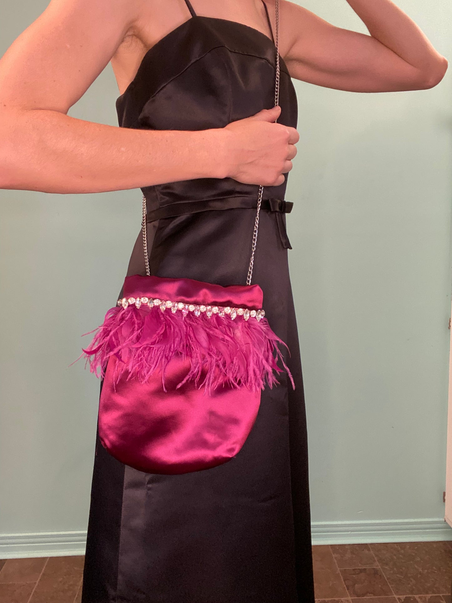 FEATHERED “NINA” EVENING BAG ***NEW