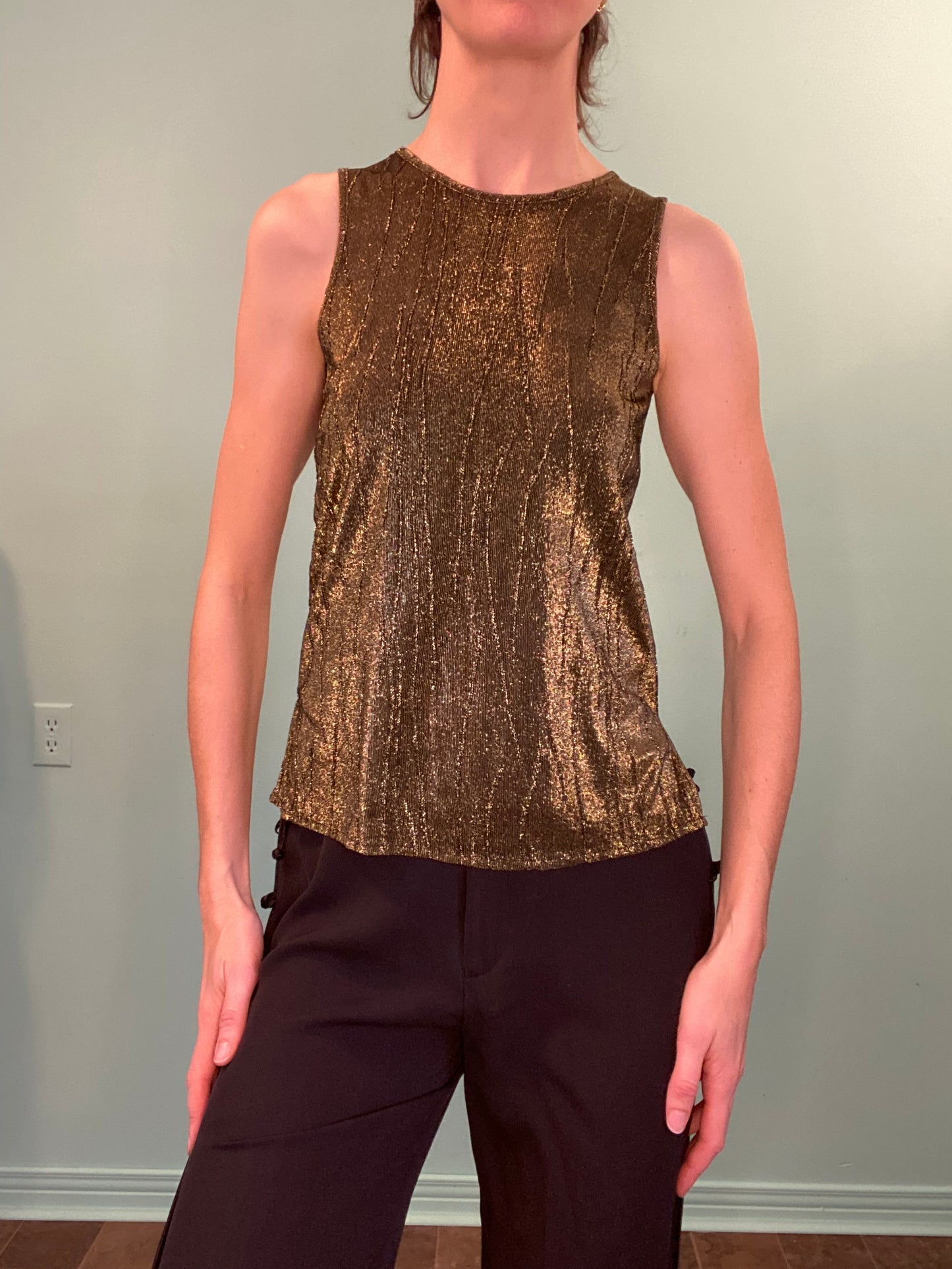 VINTAGE “LAURA PETITES” SLEEVELESS GOLD/BRONZE TOP