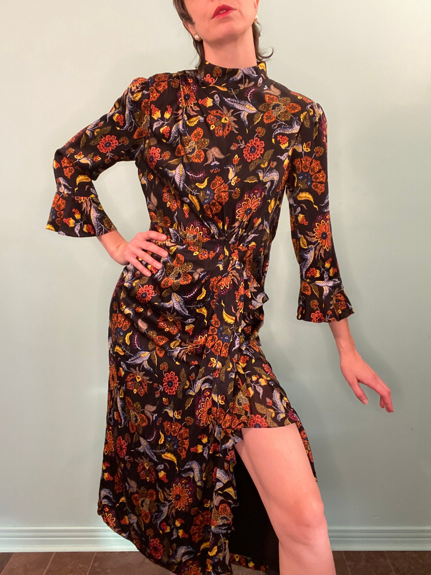 %100 SILK FLORAL FLOOR LENGTH DRESS