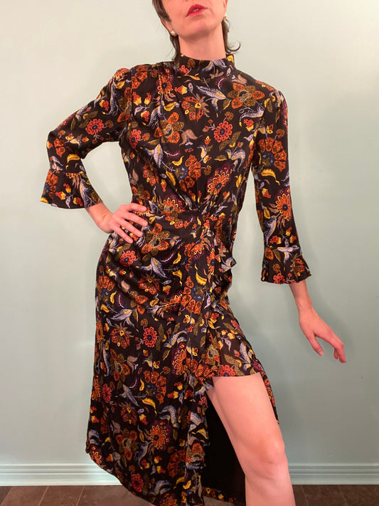 %100 SILK FLORAL FLOOR LENGTH DRESS