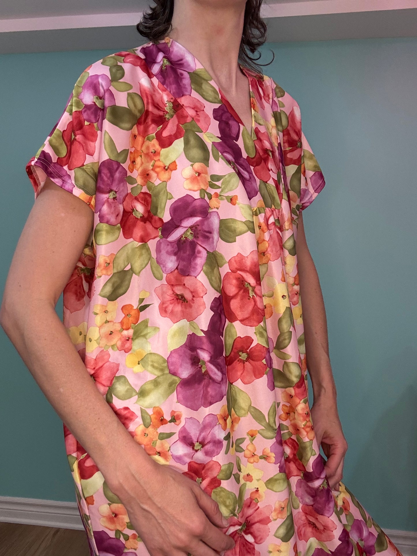 "CAROL REED" FLORAL LOUNGE DRESS (MUUMUU)