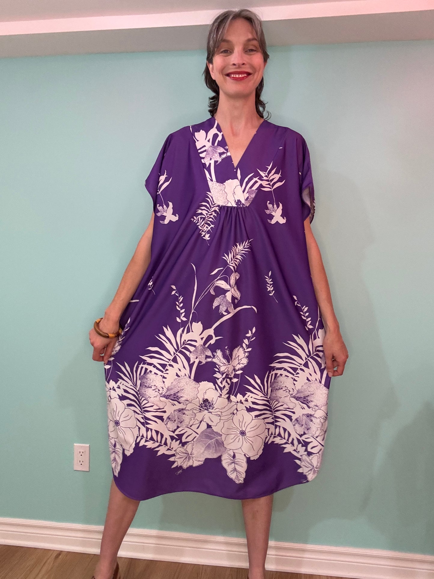 VINTAGE 1970'S PURPLE TROPICAL LOUNGE DRESS