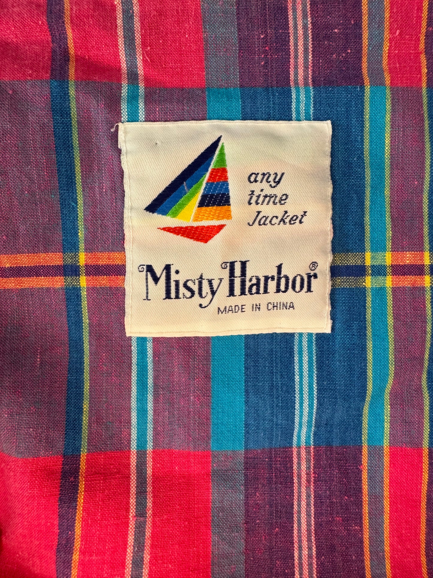 "MISTY HARBOUR" REVERSIBLE WIND BREAKER