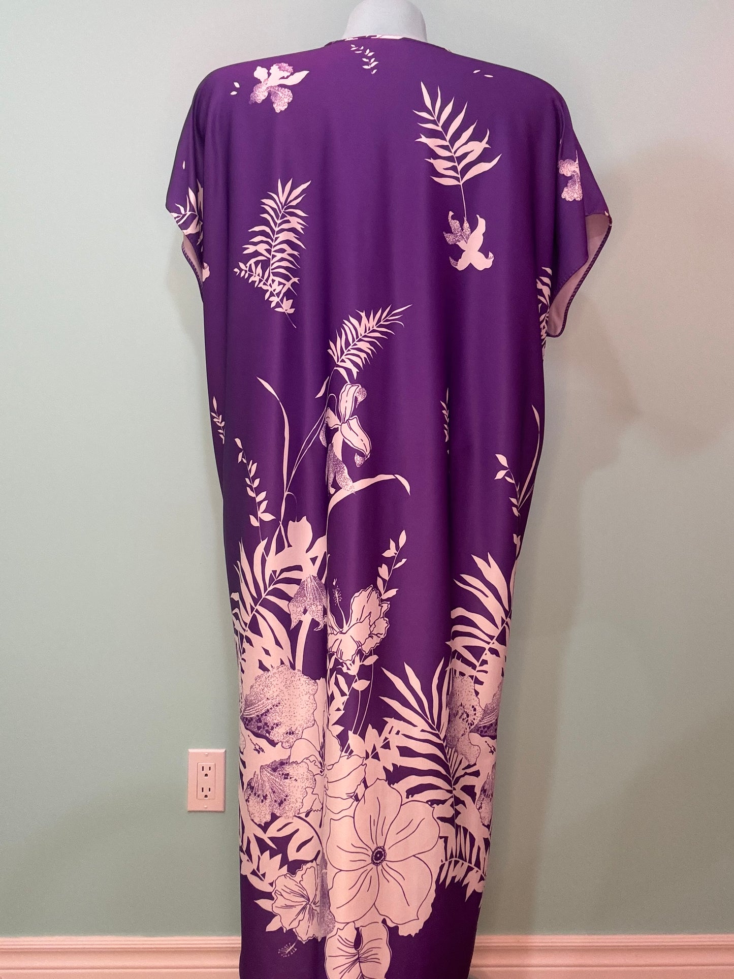 VINTAGE 1970'S PURPLE TROPICAL LOUNGE DRESS
