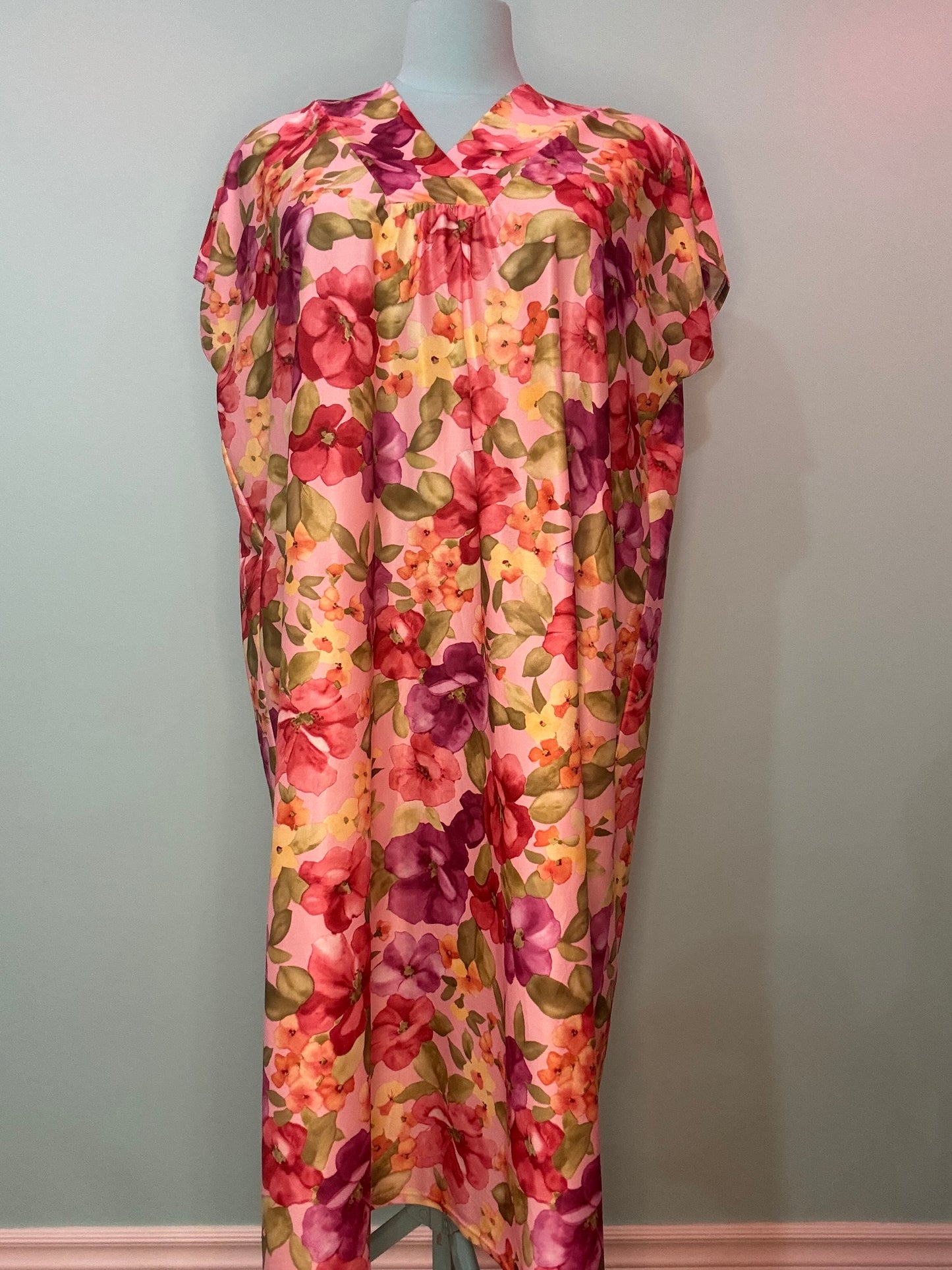 "CAROL REED" FLORAL LOUNGE DRESS (MUUMUU)