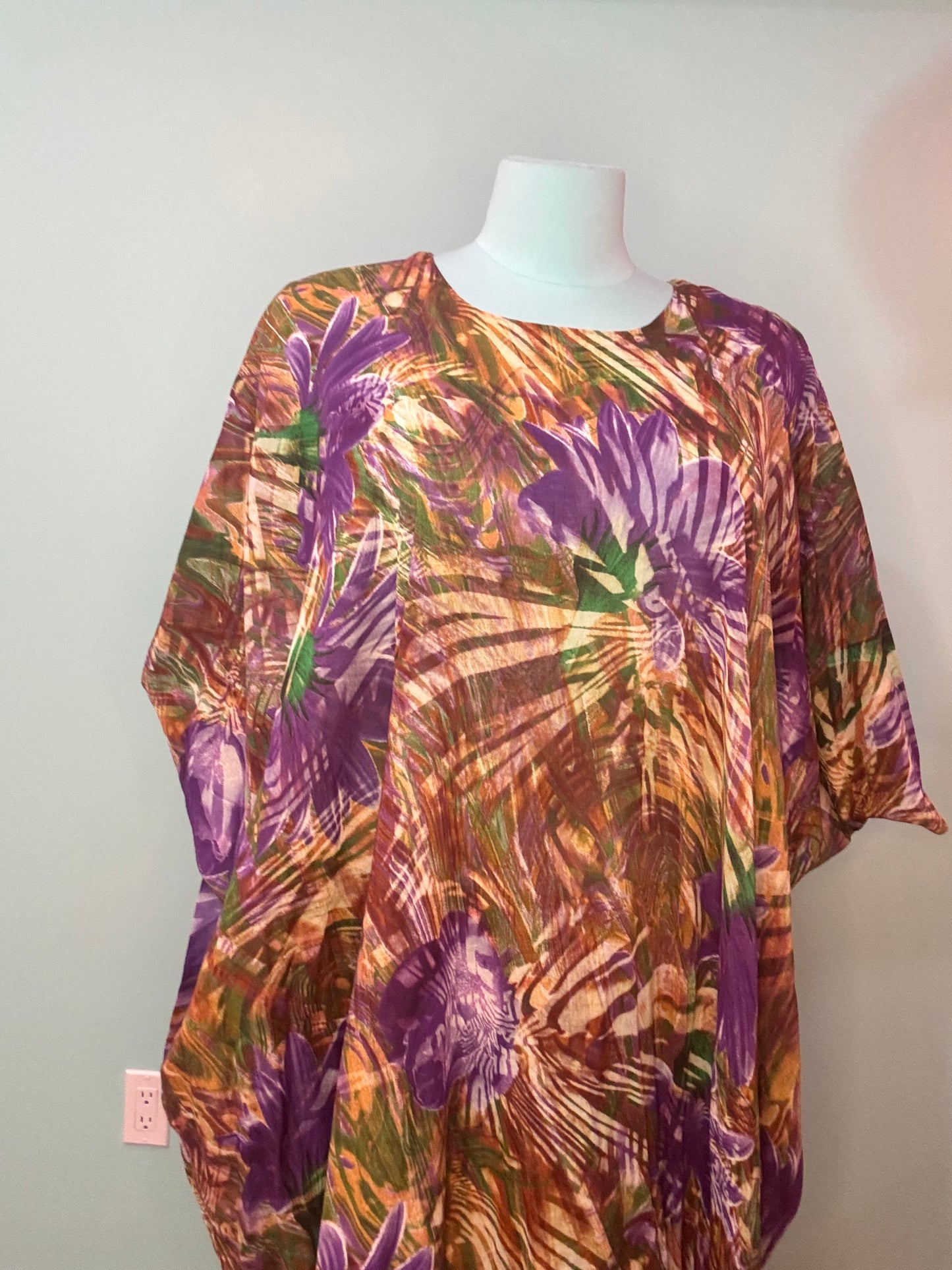 VINTAGE FLORAL PURPLE AND BROWN KAFTAN