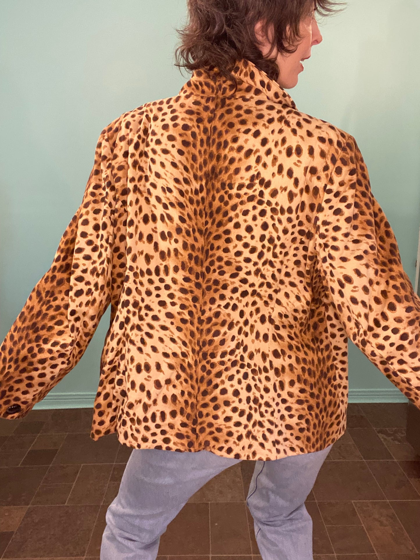 TAILORED LEOPARD PRINT JACKET (JONES NEW YORK)