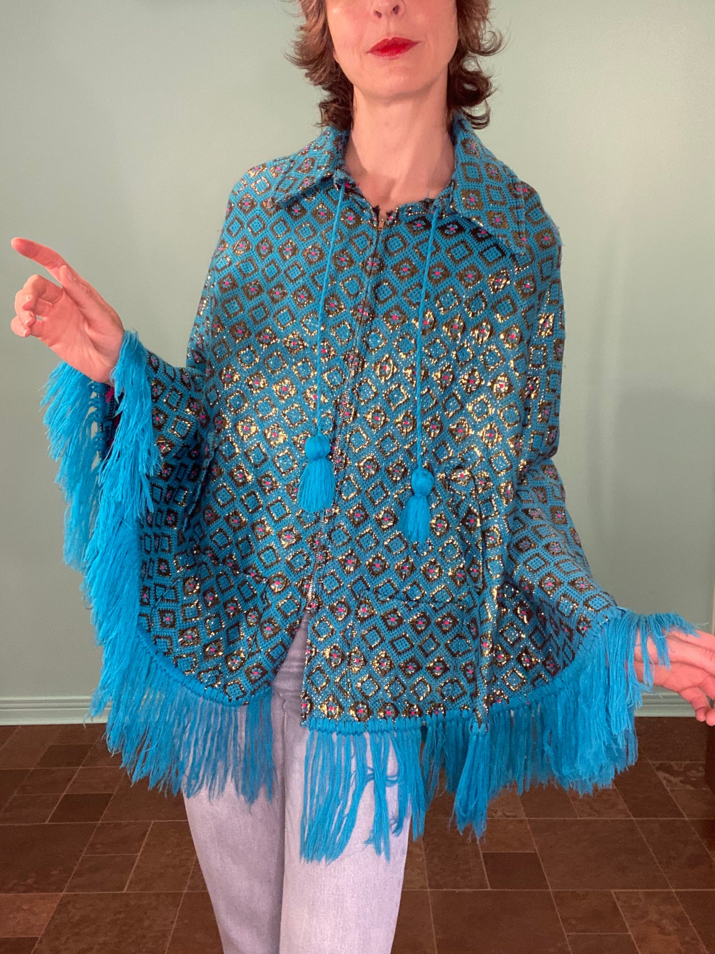 VINTAGE FRINGED TURQUOISE CAPE WITH GOLD AND PINK PATTERN