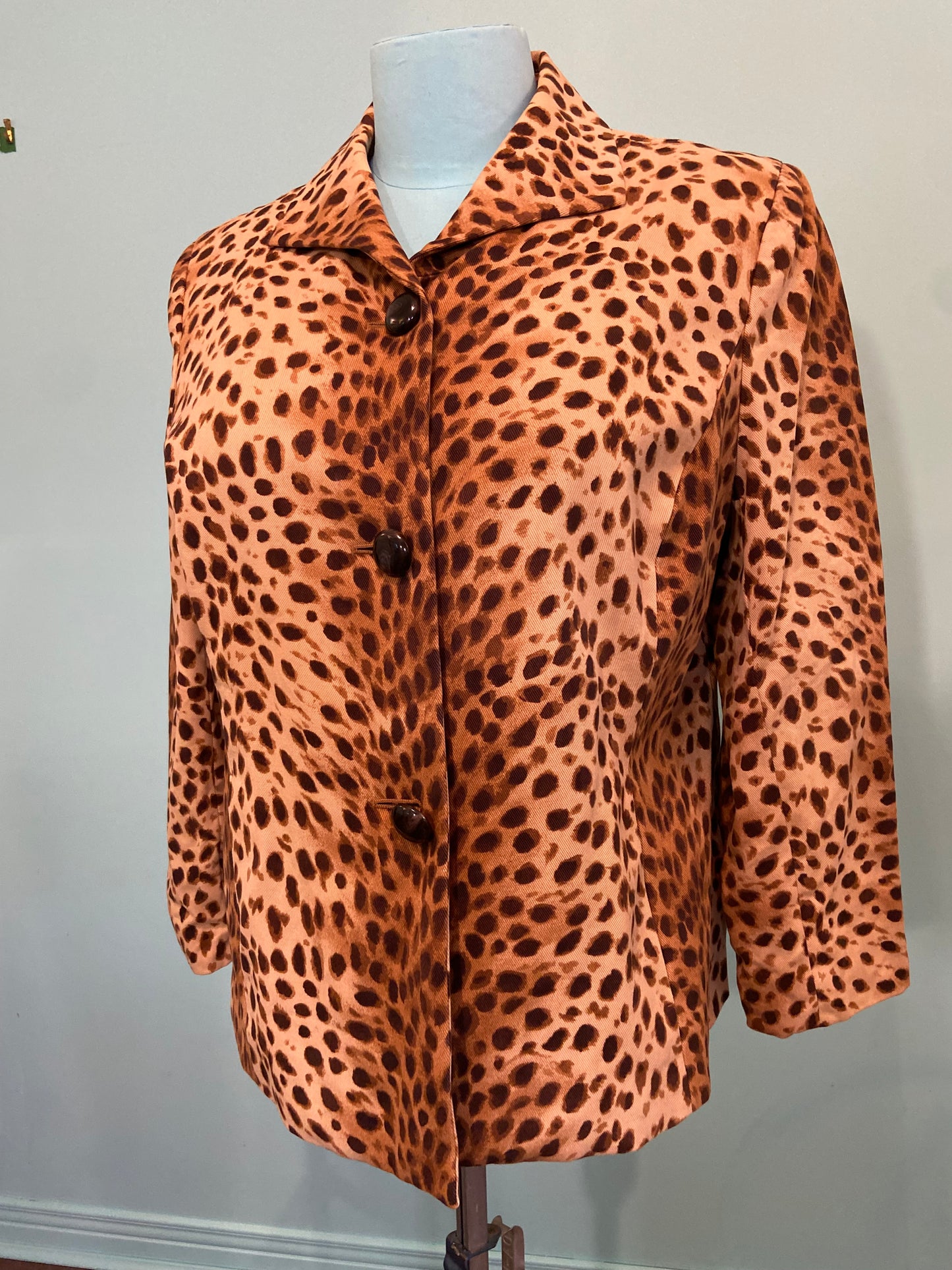 TAILORED LEOPARD PRINT JACKET (JONES NEW YORK)