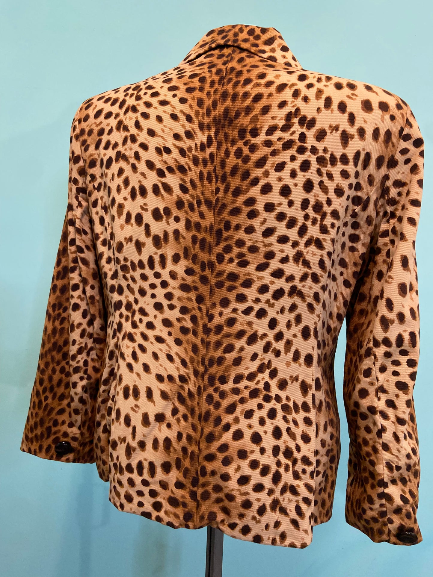 TAILORED LEOPARD PRINT JACKET (JONES NEW YORK)