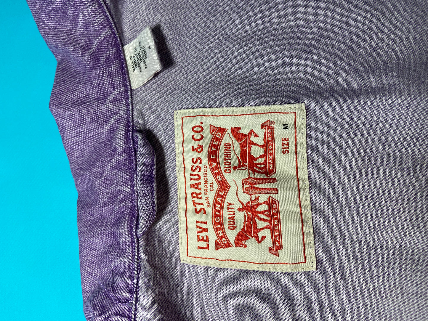 VINTAGE LEVI STRAUSS PURPLE DEMIN JACKET