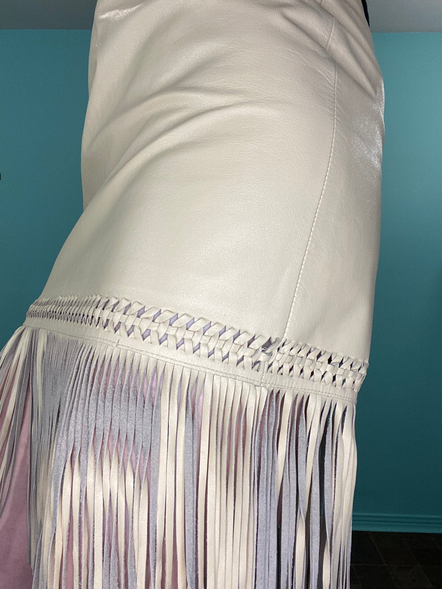 VINTAGE "DANIER" BIEGE FRINGED LEATHER SKIRT