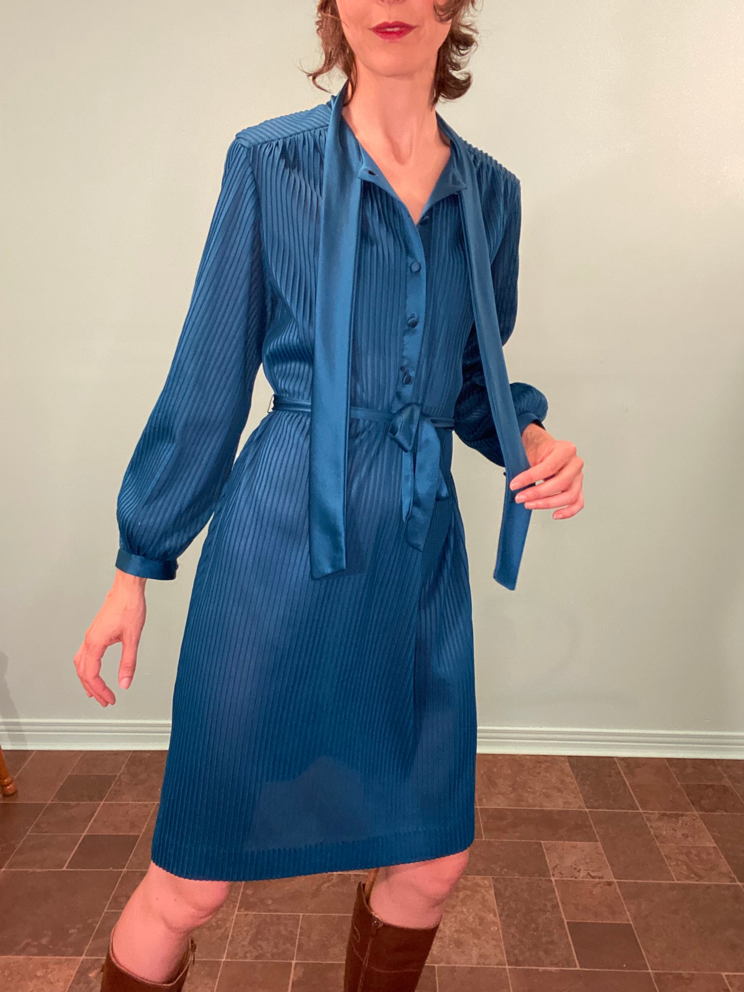 VINTAGE 70S/80S TURQUIOSE COLLARED DRESS