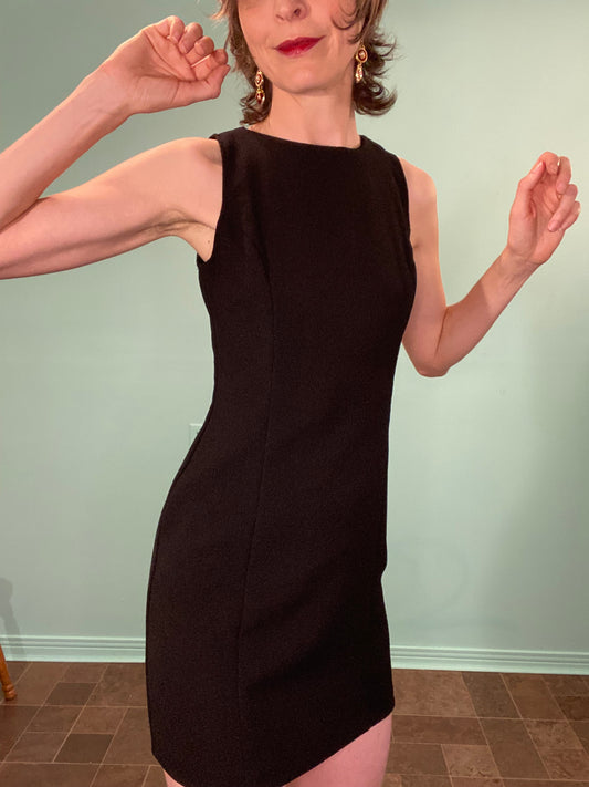 CLASSIC 90'S LITTLE BLACK DRESS