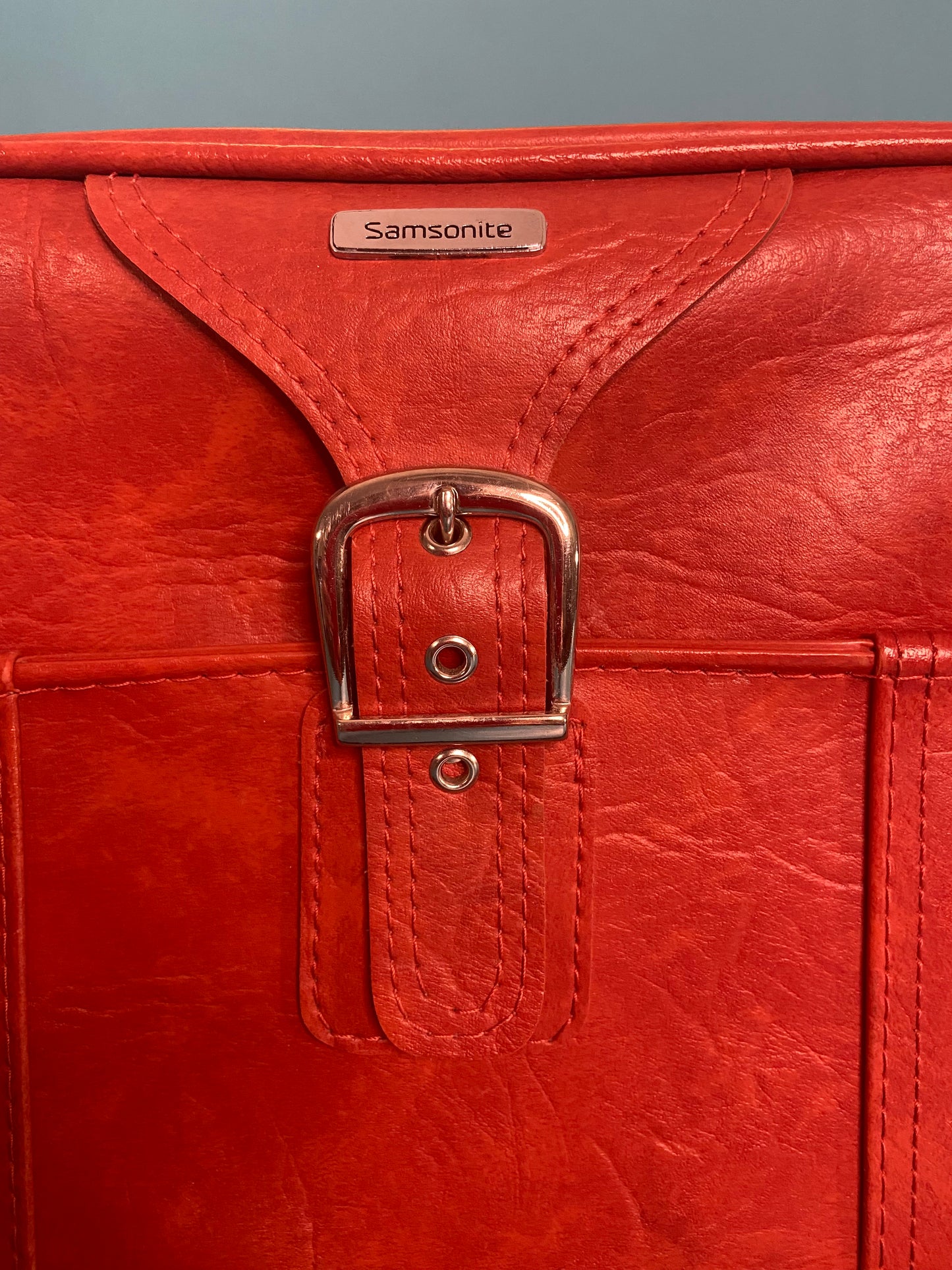 VINTAGE 1960'S SAMSONITE CARRY-ON BAG  ***MINT CONDITION