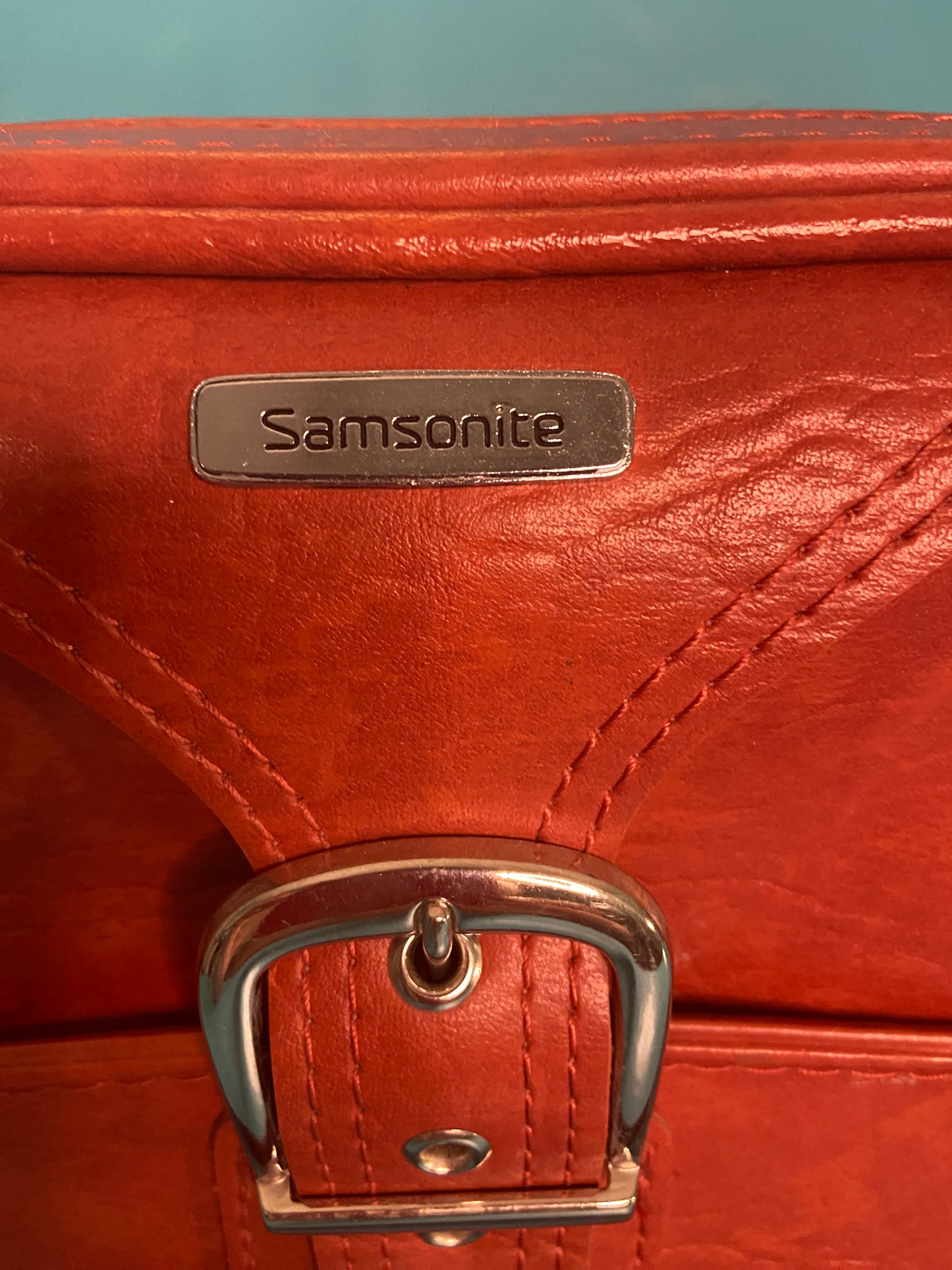 VINTAGE 1960'S SAMSONITE CARRY-ON BAG  ***MINT CONDITION