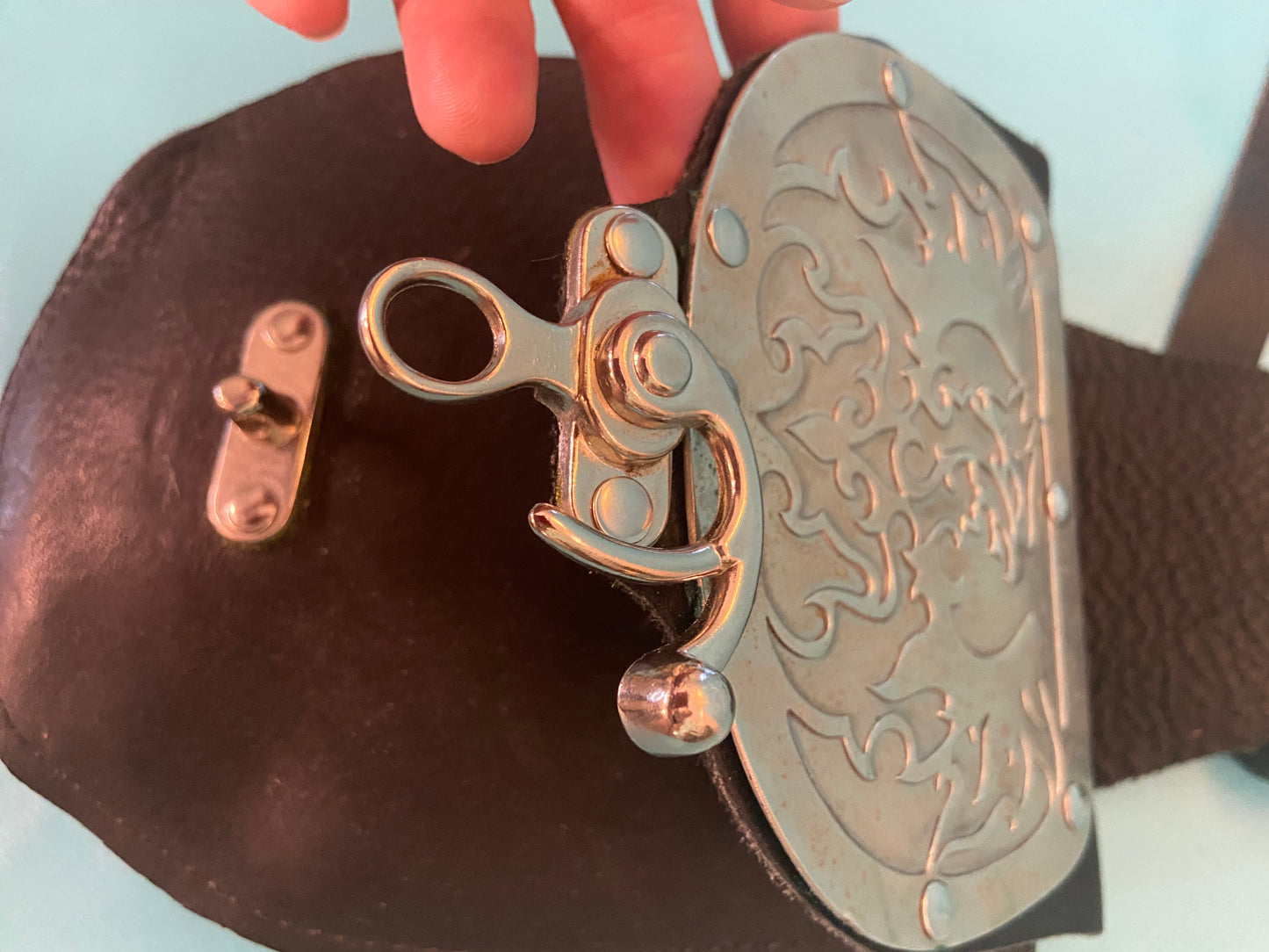 VINTAGE BLACK LEATHER "SPORRAN" BAG