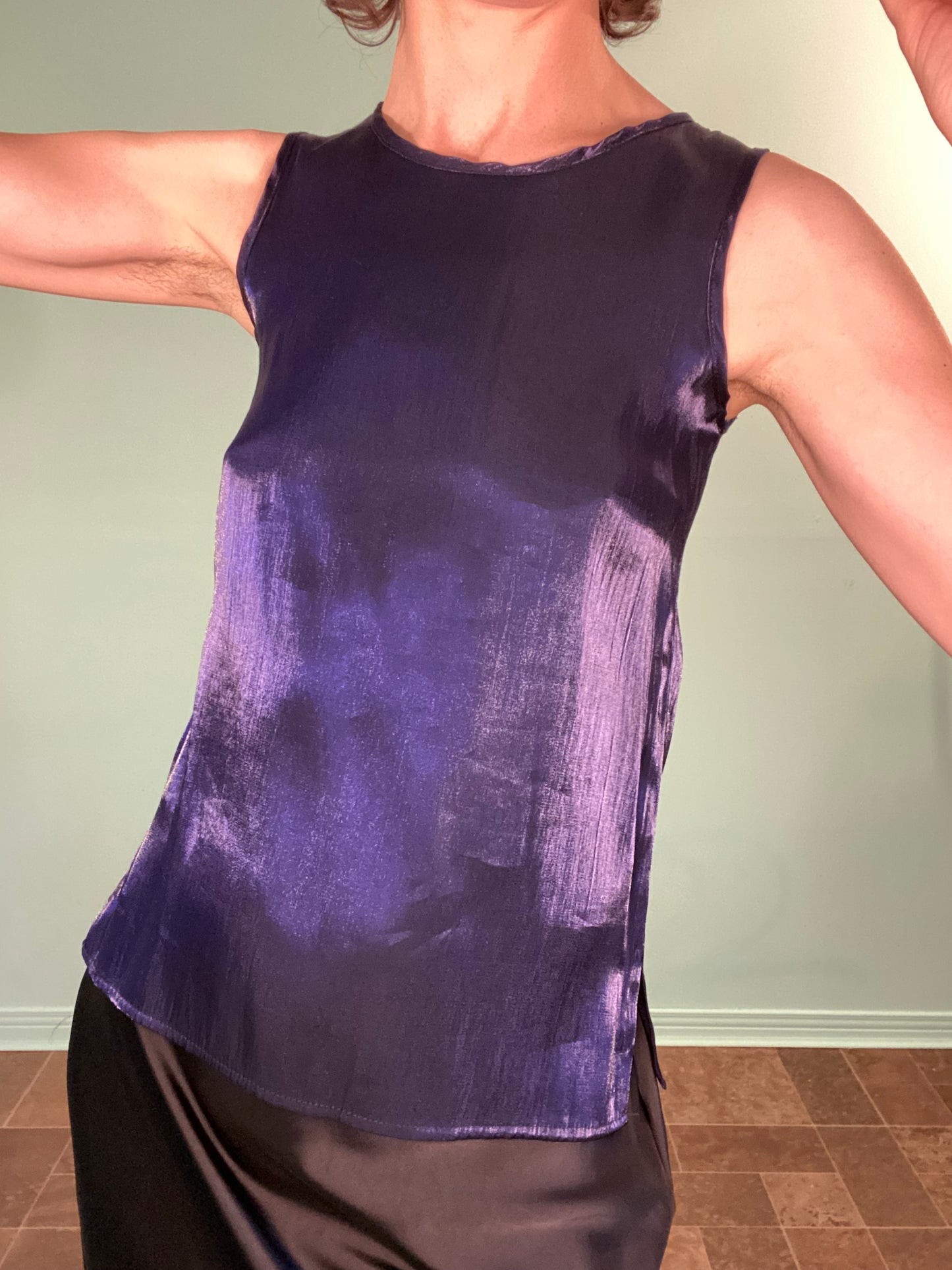 VINTAGE 90'S "LAURA PETITES" IRREDESCENT SLEEVELESS TOP