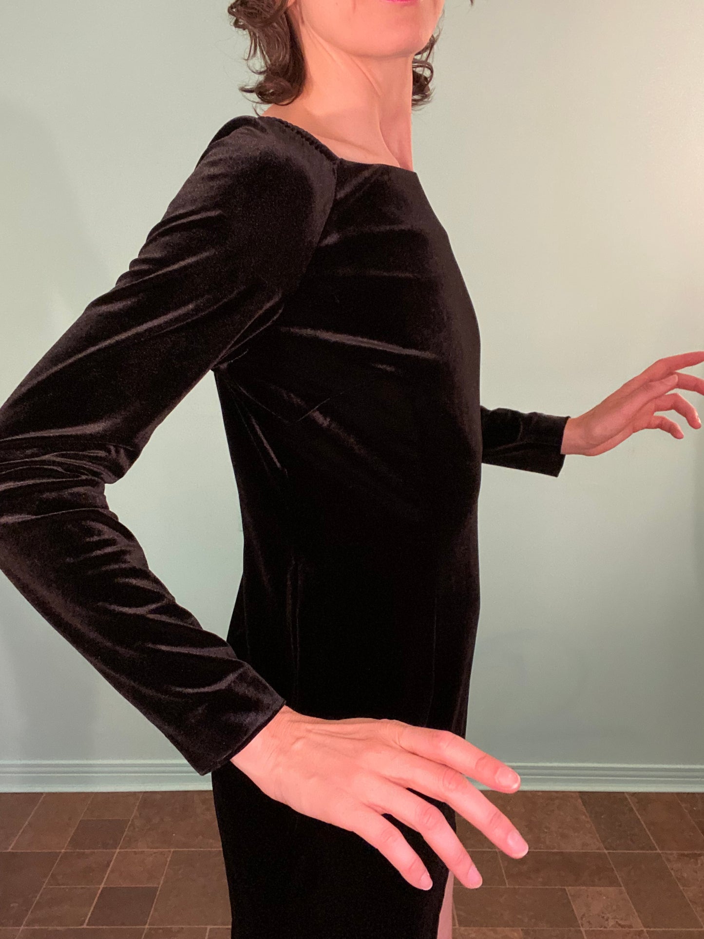 "MARCIANO" LONG SLEEVE STRETCH VELVET FULL LACE UP BACK, BLACK MINI DRESS