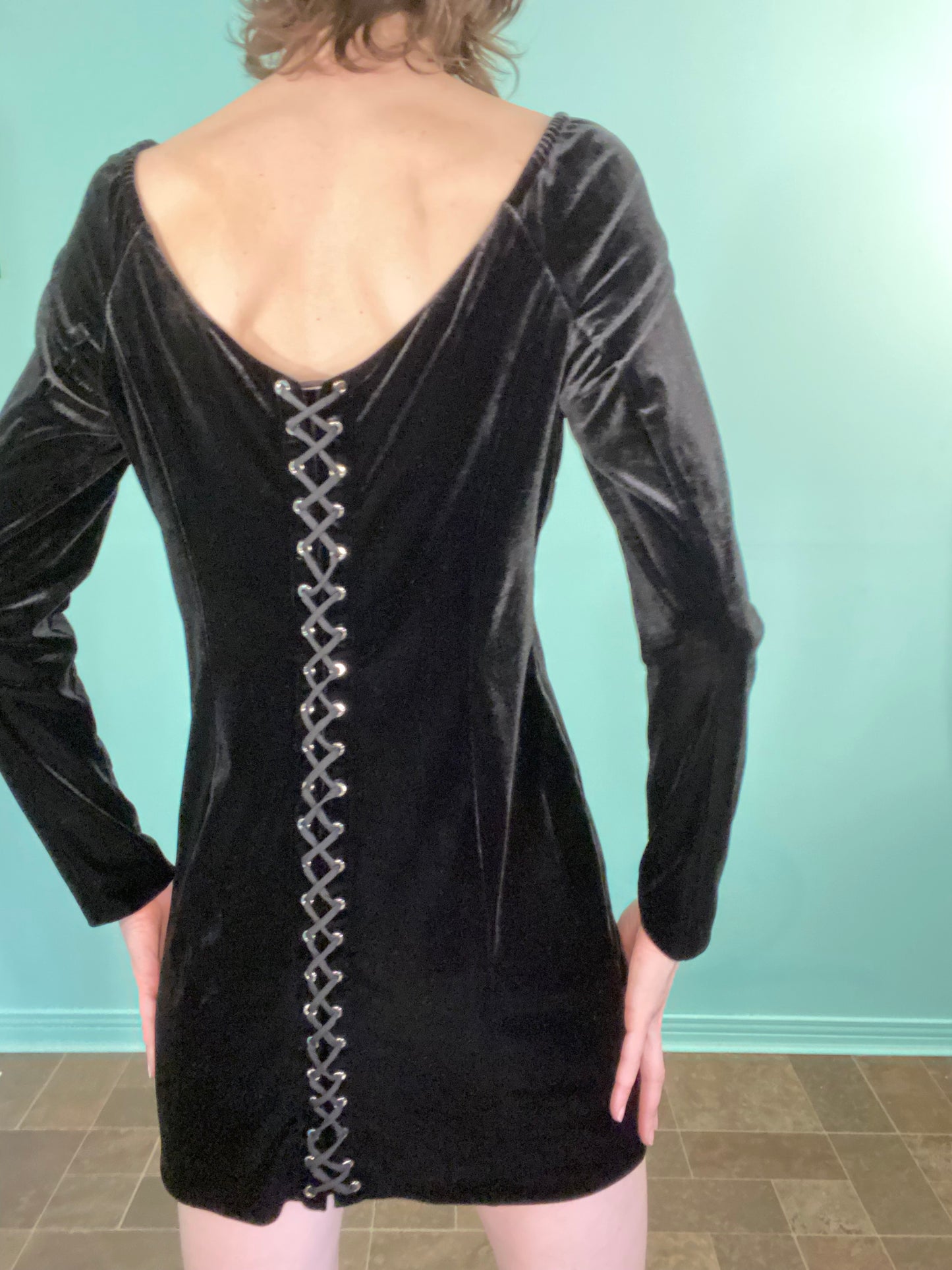 "MARCIANO" LONG SLEEVE STRETCH VELVET FULL LACE UP BACK, BLACK MINI DRESS
