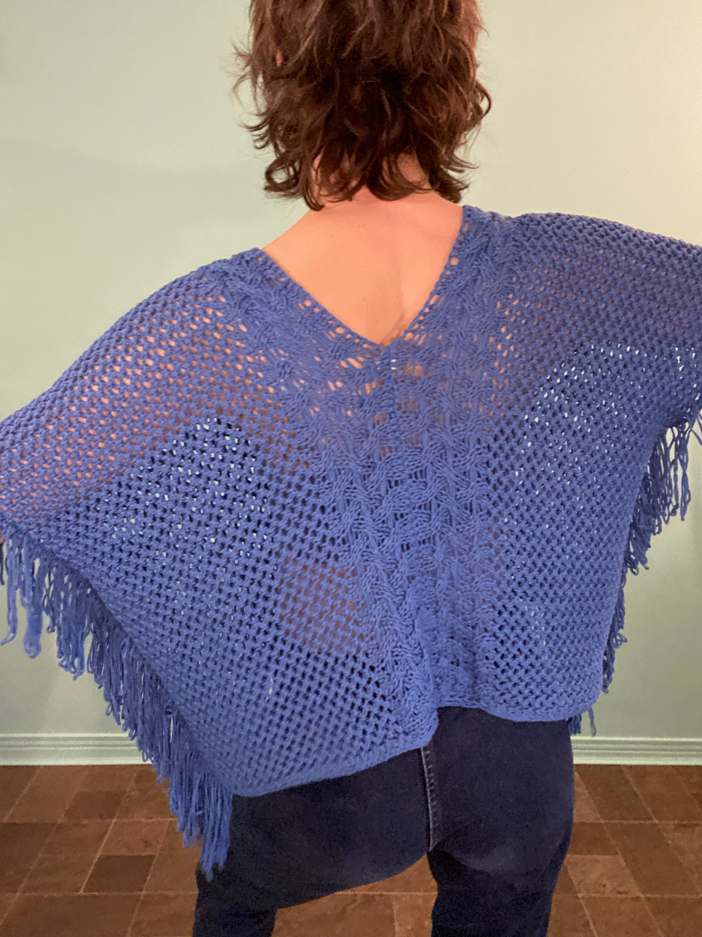 "UNITED COLOURS OF BENETTON" FRINGED BLUE CAPE