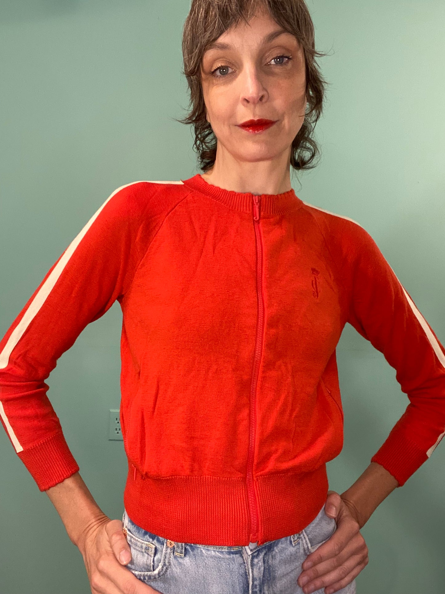 SUPER RARE VINTAGE Y2K "JUICY" %100 WOOL LOGO SWEATER