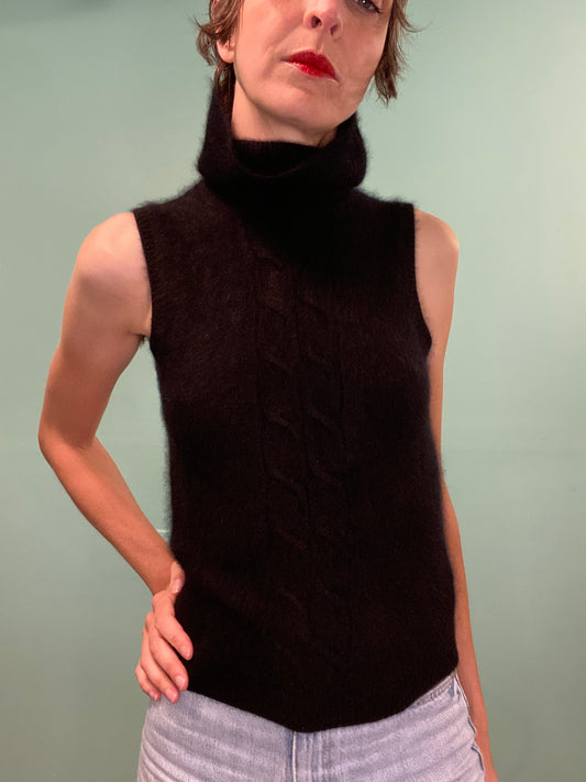 "KENZIE" SLEEVELESS TURTLENECK %70 ANGORA SWEATER