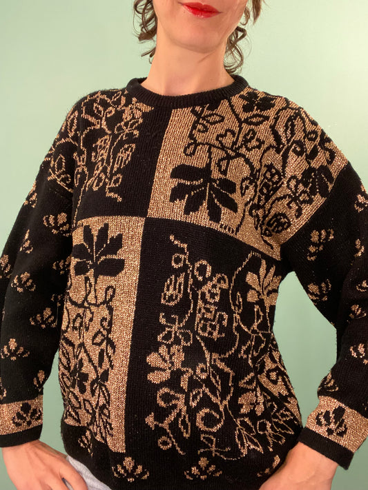 VINTAGE BLACK AND GOLD HOLIDAY FLORAL SWEATER