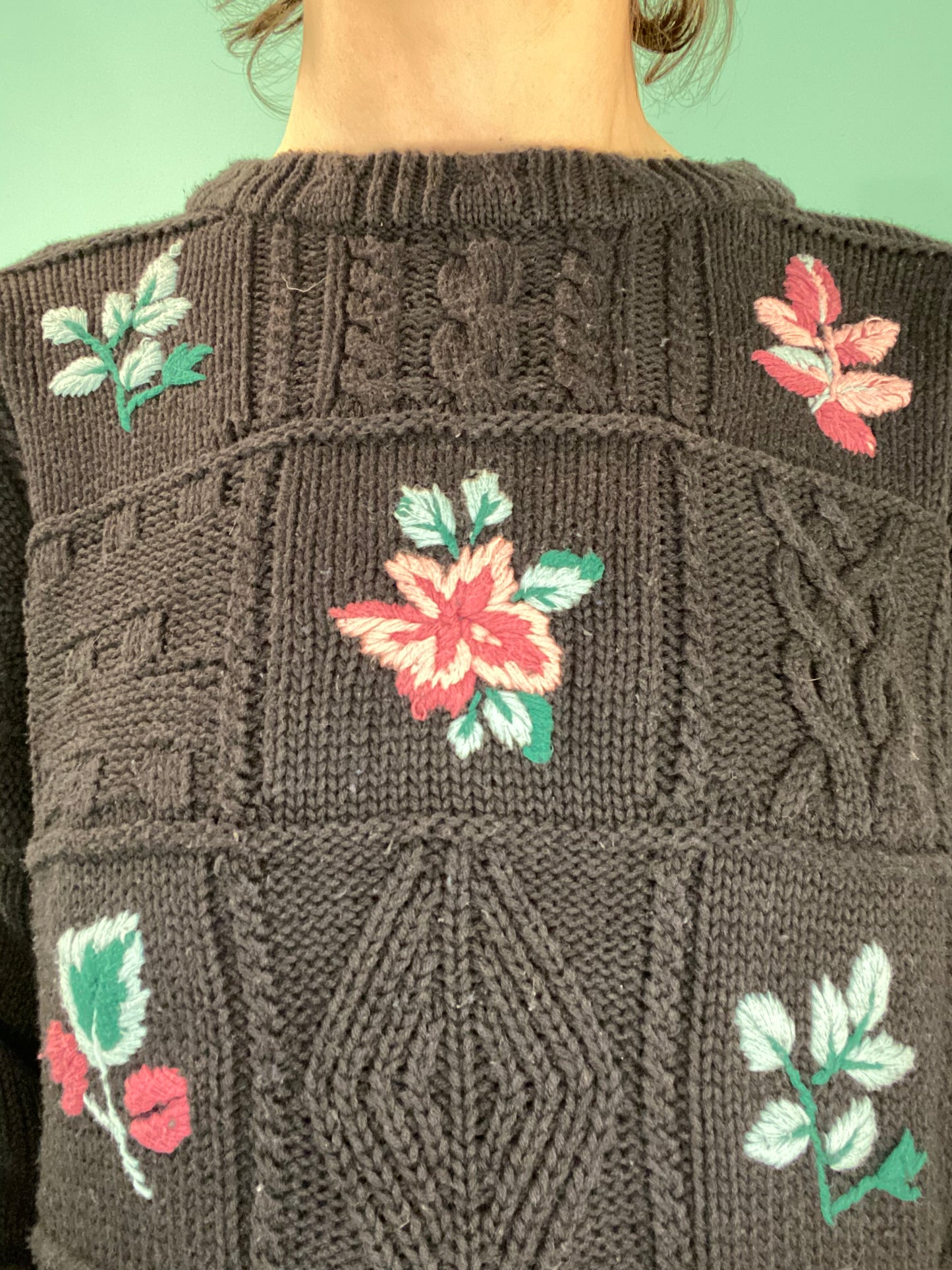 VINTAGE "LADY FOOTLOCKER" BLACK FLORAL AND LATTICE SWEATER