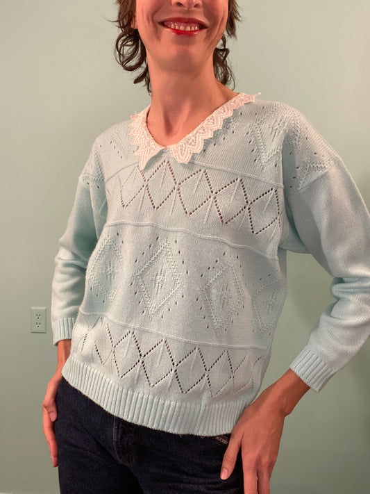 VINTAGE LACE COLLARED SWEATER