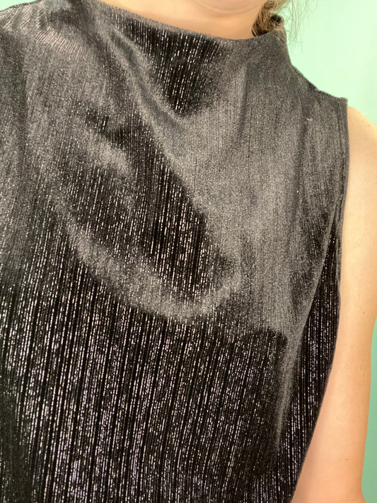 "HALSTON" BLACK VELVET WITH SILVER TEXTURE SLEEVELESS TOP