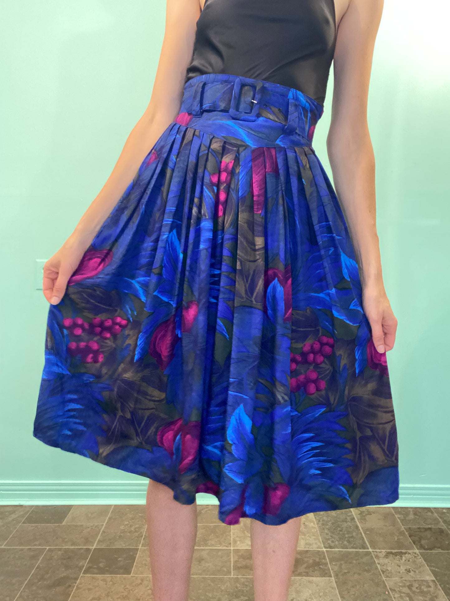 VINTAGE HIGH WAISTED "CAREER" SKIRT