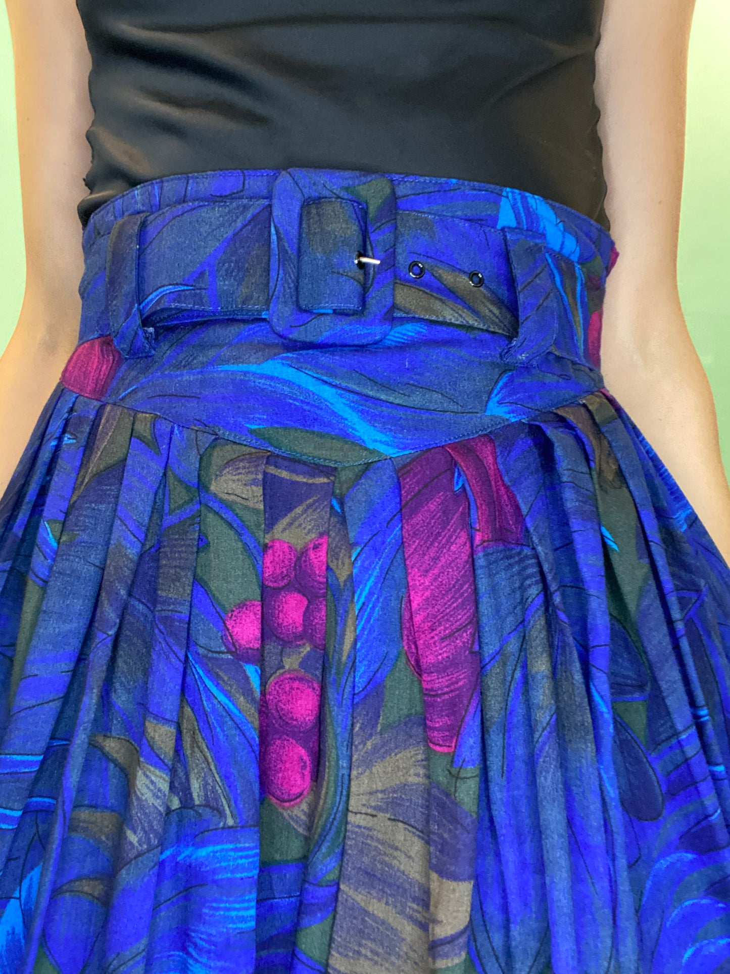 VINTAGE HIGH WAISTED "CAREER" SKIRT