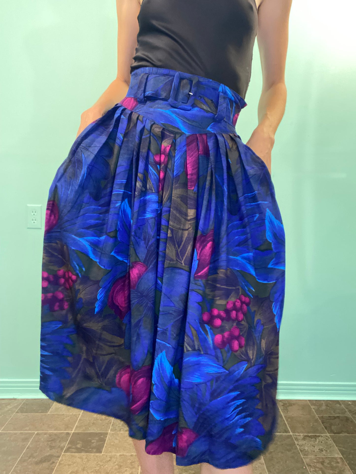 VINTAGE HIGH WAISTED "CAREER" SKIRT