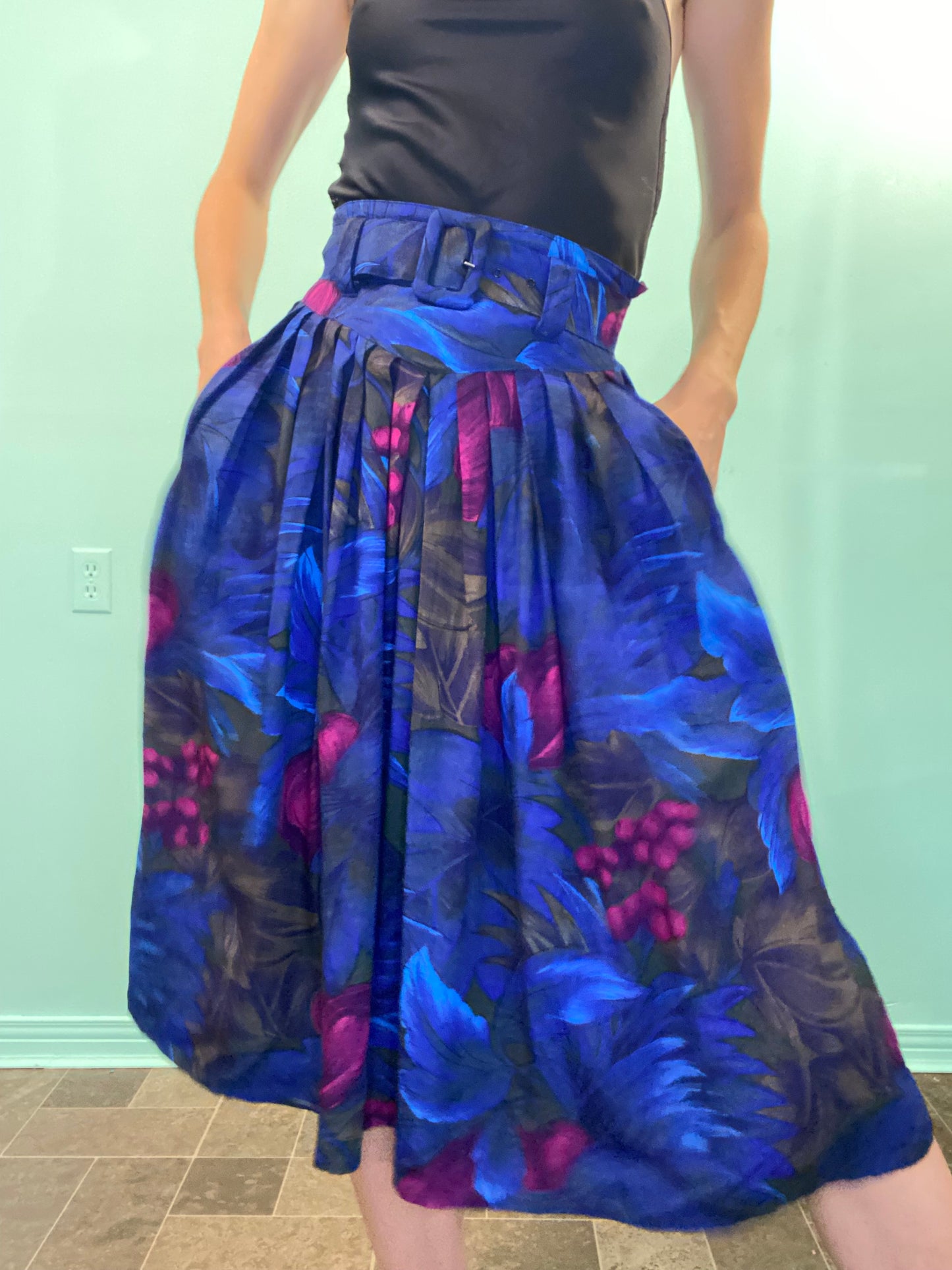 VINTAGE HIGH WAISTED "CAREER" SKIRT