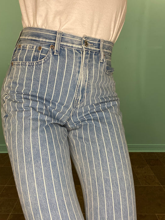 "AMERICAN EAGLE" TAPERED LIGHT DENIM AND WHITE PINSTRIPE JEANS