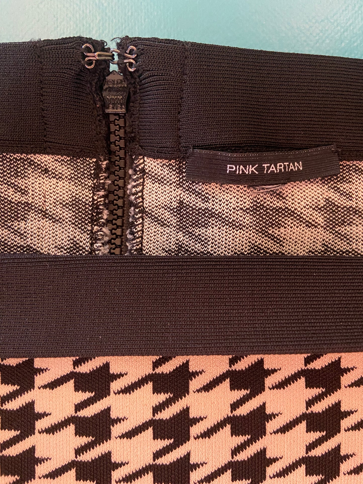 "PINK TARTAN" STRETCH HOUDSTOOTH KNEE LENGTH SKIRT
