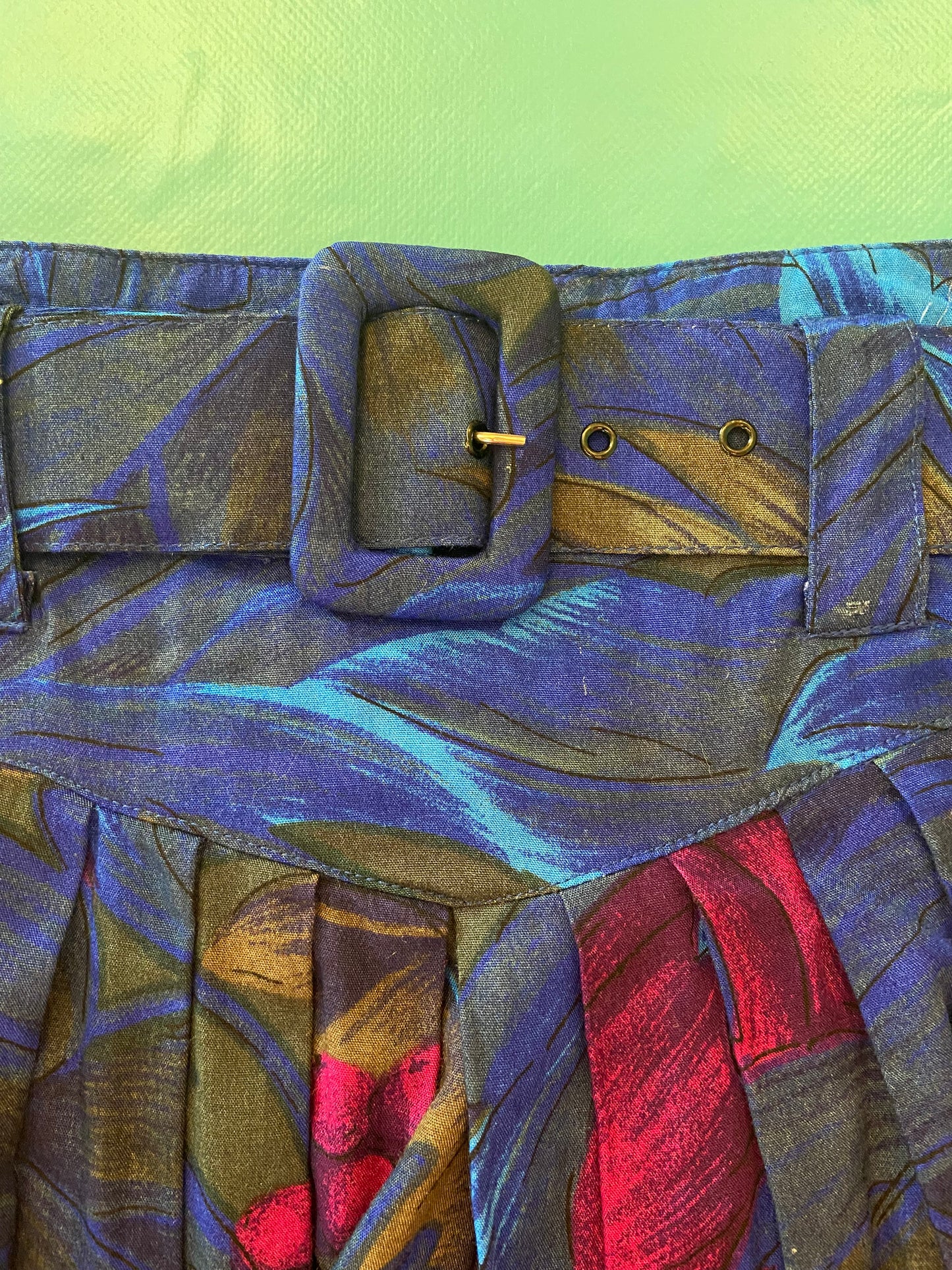 VINTAGE HIGH WAISTED "CAREER" SKIRT