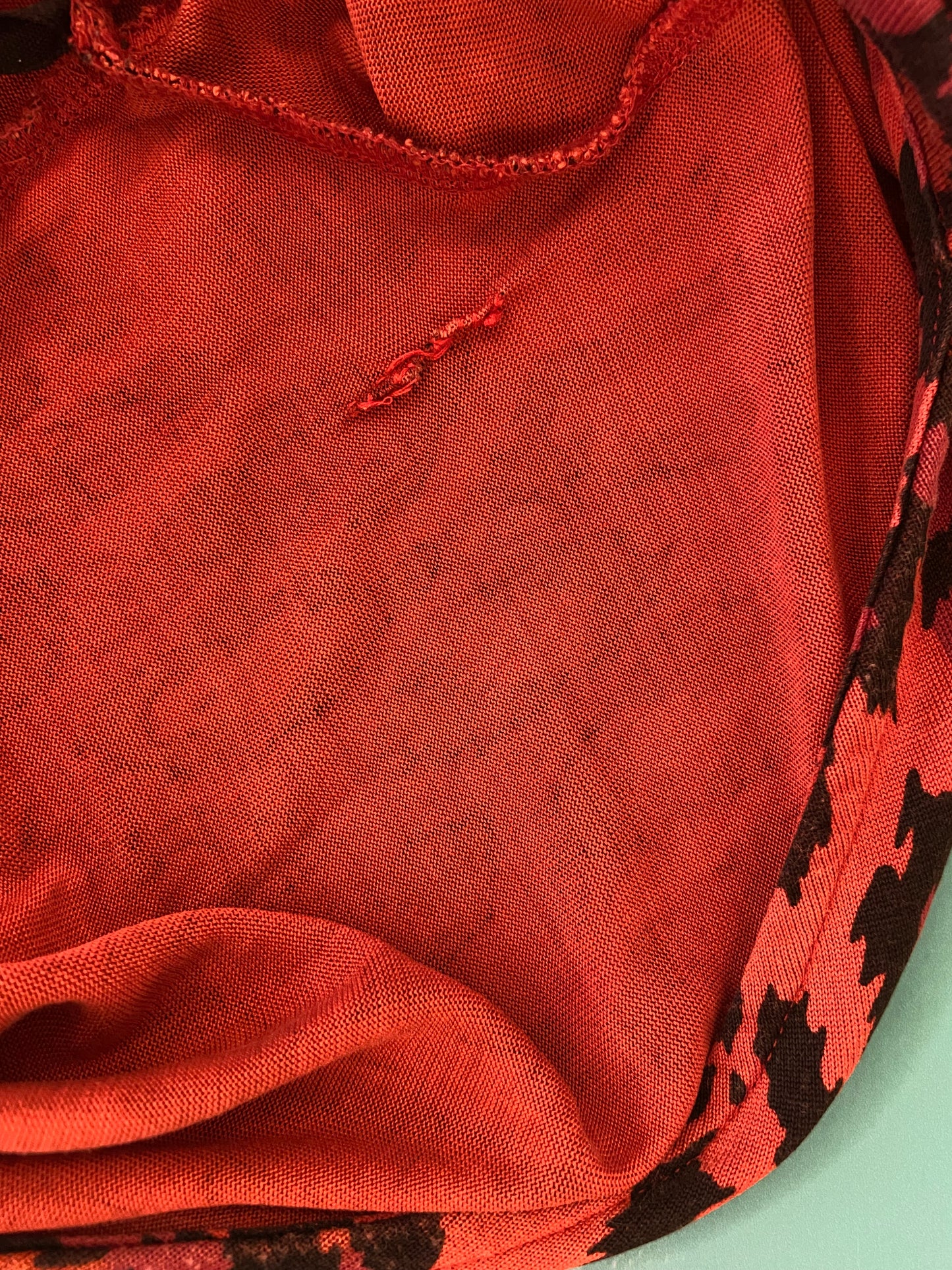 VINTAGE "DIANE VON FURSTENBERG" %100 SILK RED LEOPARD PRINT WRAP DRESS