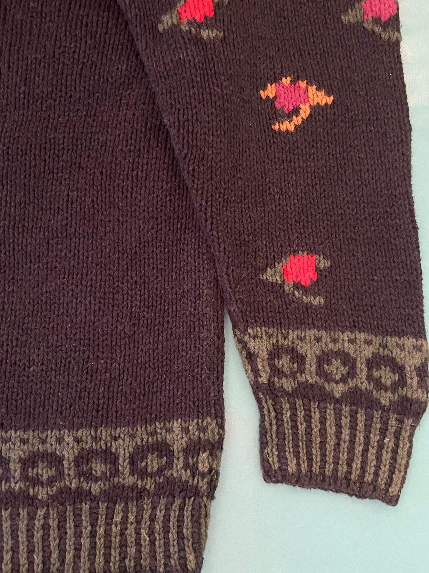 STUNNING VINTAGE "JONES NEW YORK" FLORAL CARDIGAN