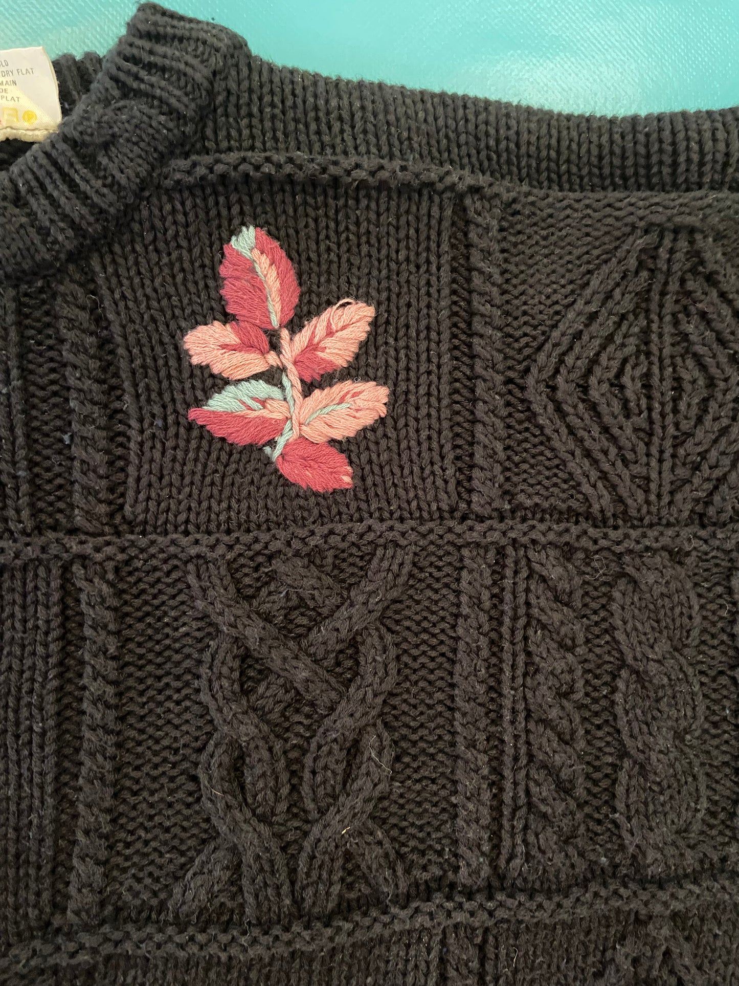 VINTAGE "LADY FOOTLOCKER" BLACK FLORAL AND LATTICE SWEATER