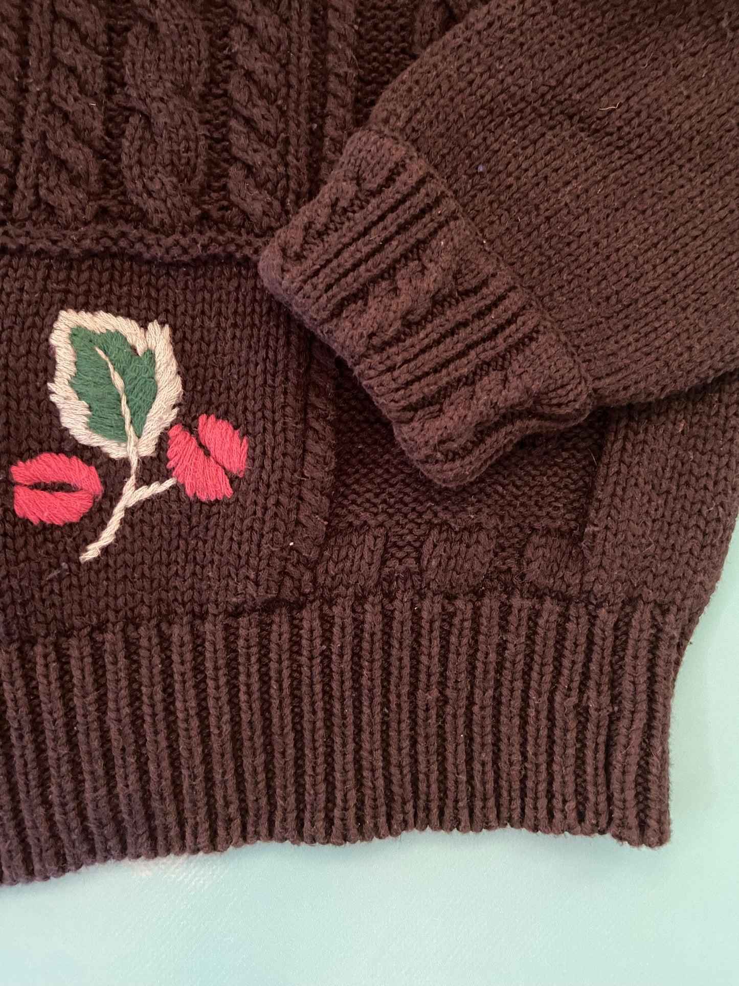 VINTAGE "LADY FOOTLOCKER" BLACK FLORAL AND LATTICE SWEATER