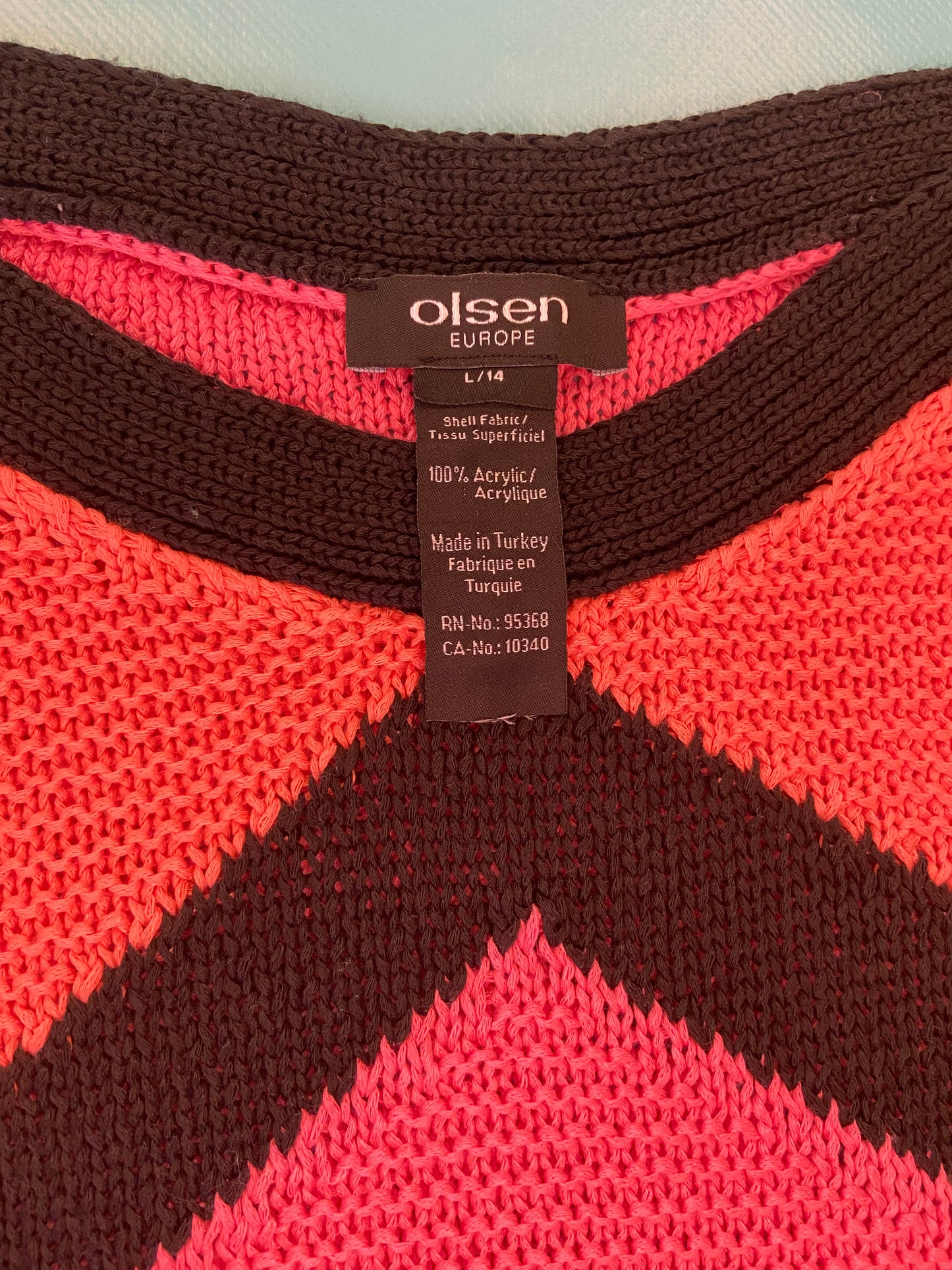 "OLSEN EUROPE" COLOUR BLOCK SWEATER