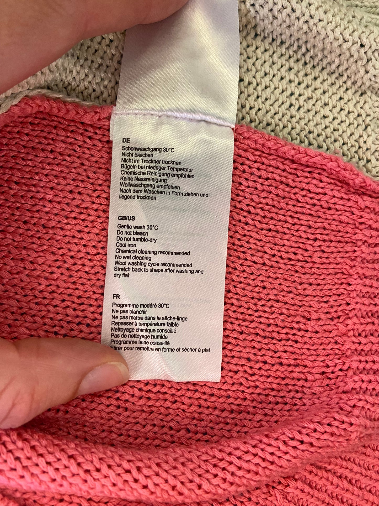 "OLSEN EUROPE" COLOUR BLOCK SWEATER