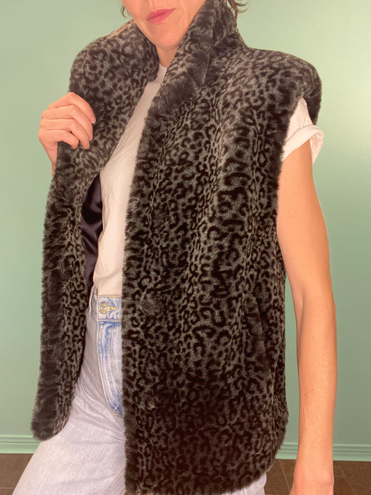 VINTAGE FAUX FUR CHEETAH VEST "BETA'S CHOICE"