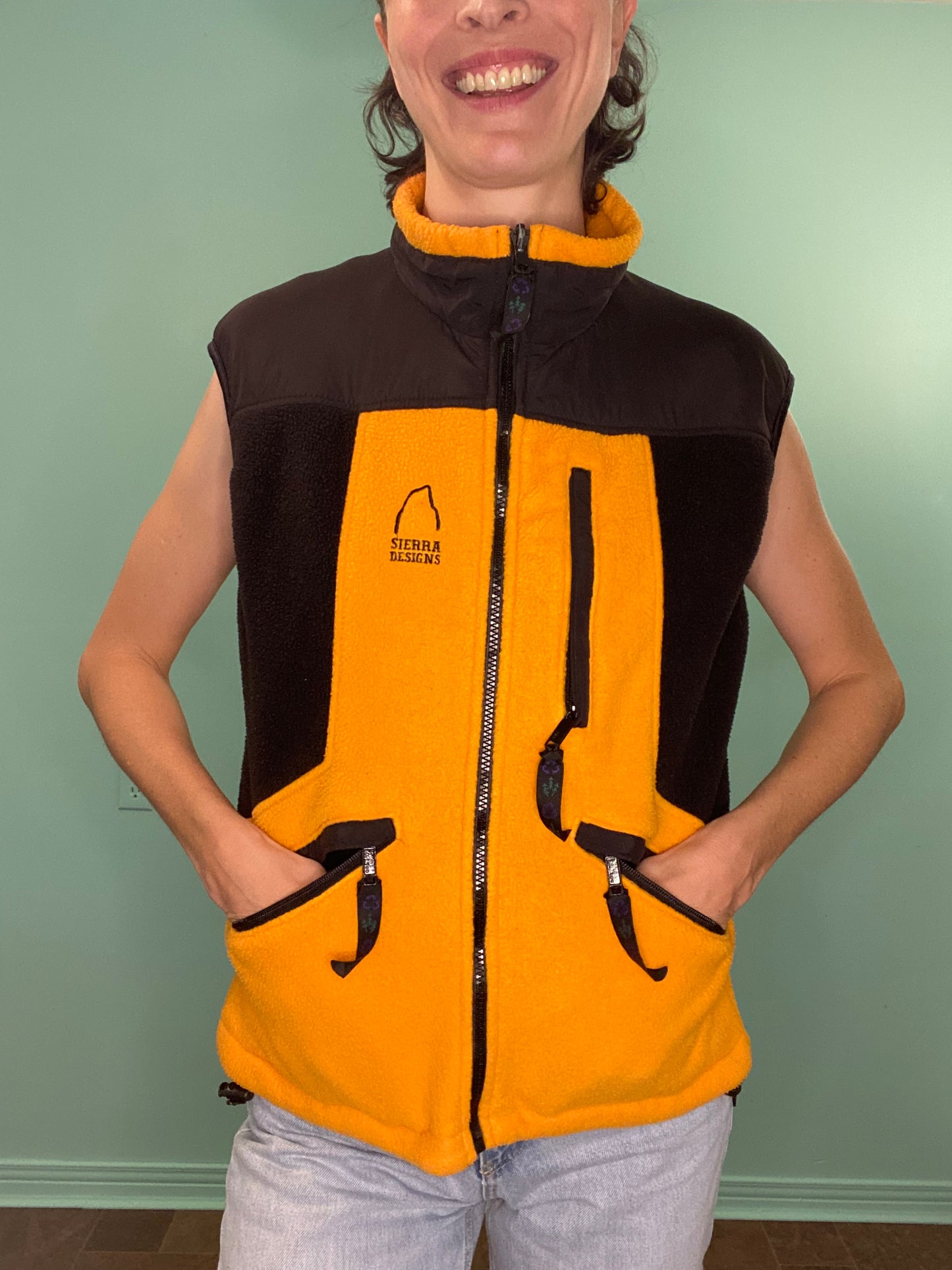 VINTAGE 90'S "SIERRA DESIGNS"