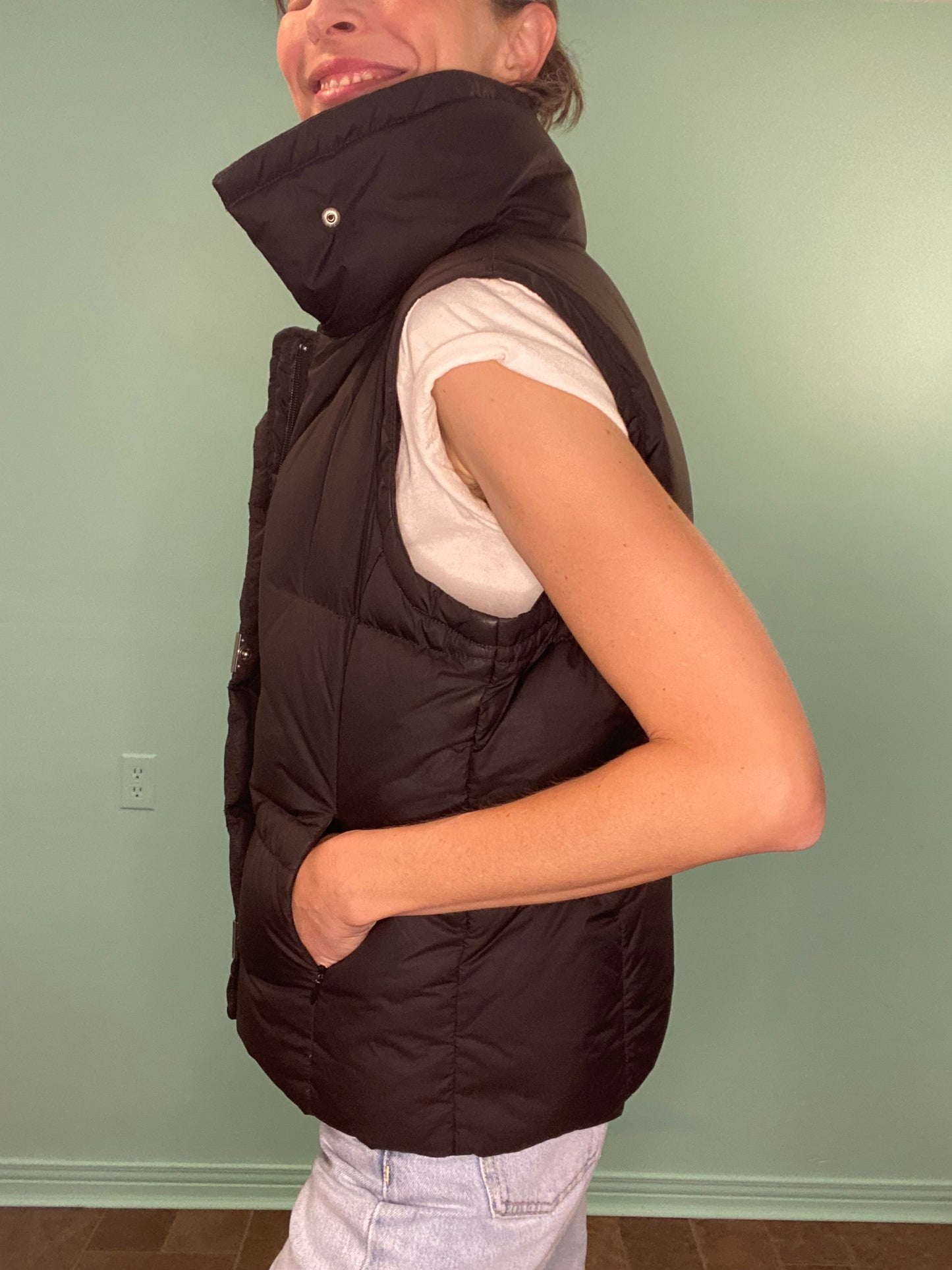 "MEXX" BLACK PUFFER DOWN VEST